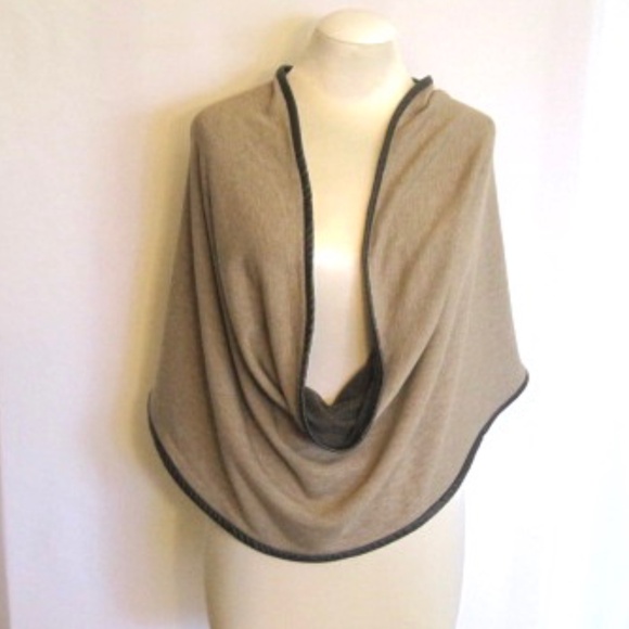 Raffinala Infinity Scarf - Picture 2 of 6